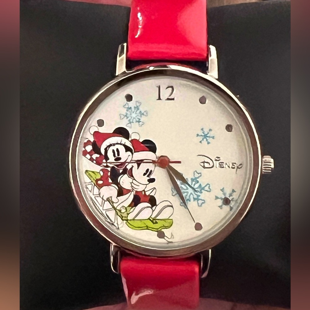 Vintage Disney Mickey and Minnie Mouse Festive Christmas Watch Red Strap Gift